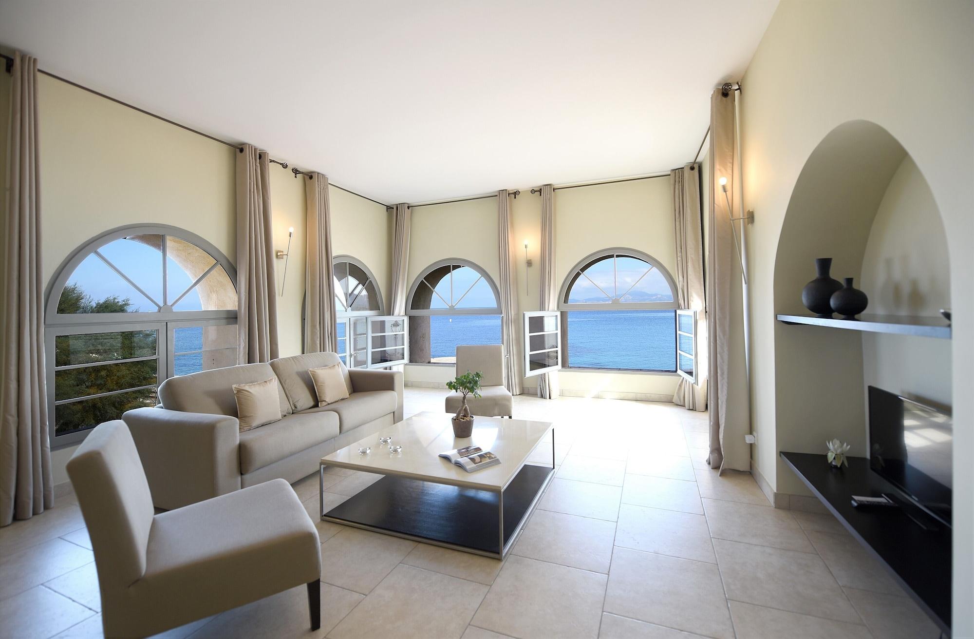 Perla Rossa Hotel LʼÎle-Rousse Buitenkant foto