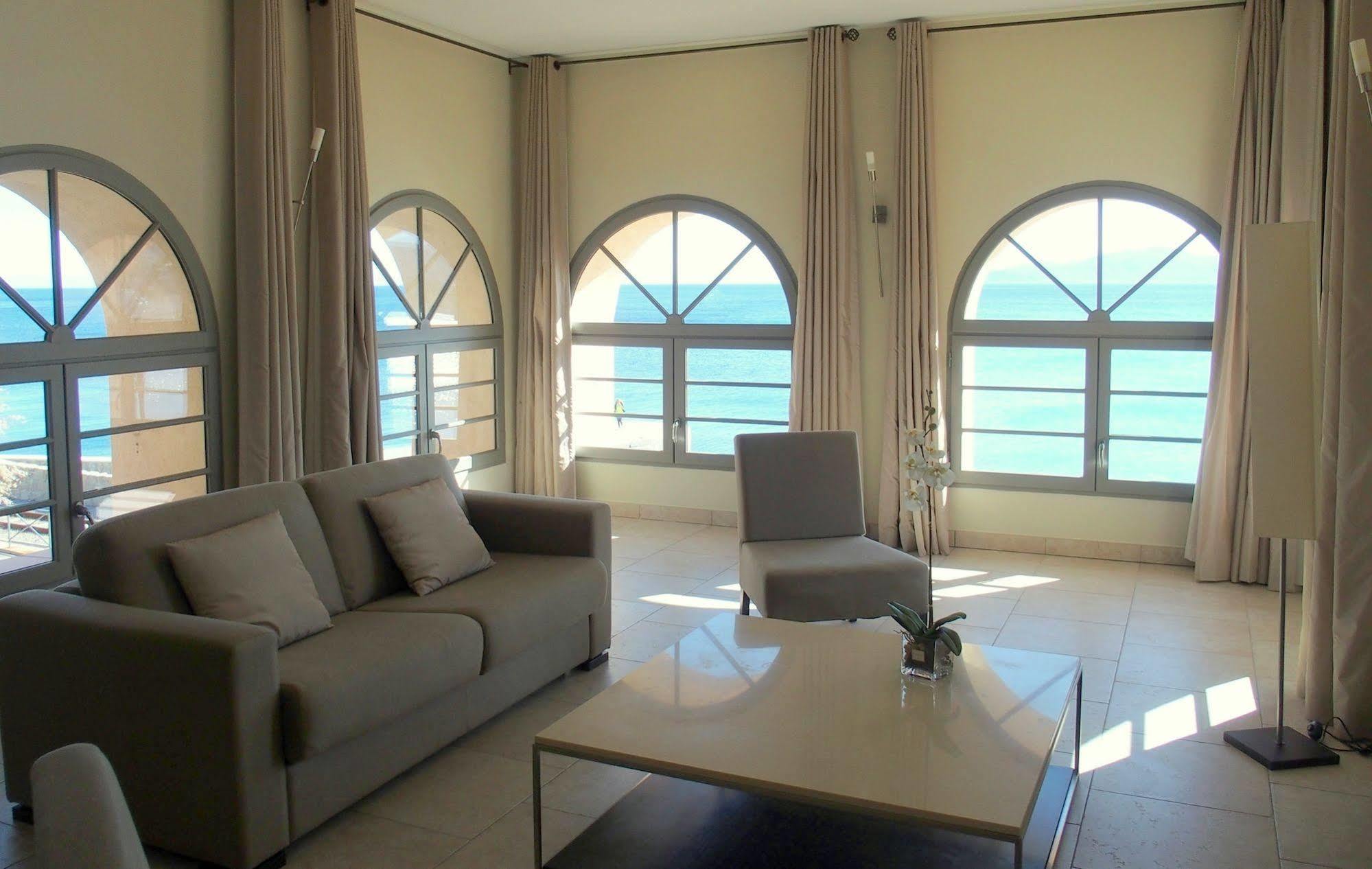 Perla Rossa Hotel LʼÎle-Rousse Buitenkant foto